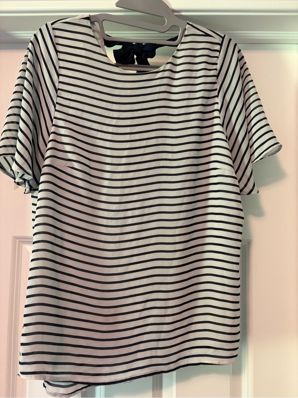 H&M Black and White Striped Short Sleeve Top